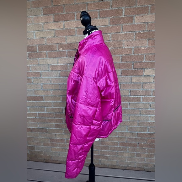 LA Coalition Metallic Puffer Barbie Pink💕 - Picture 5 of 9